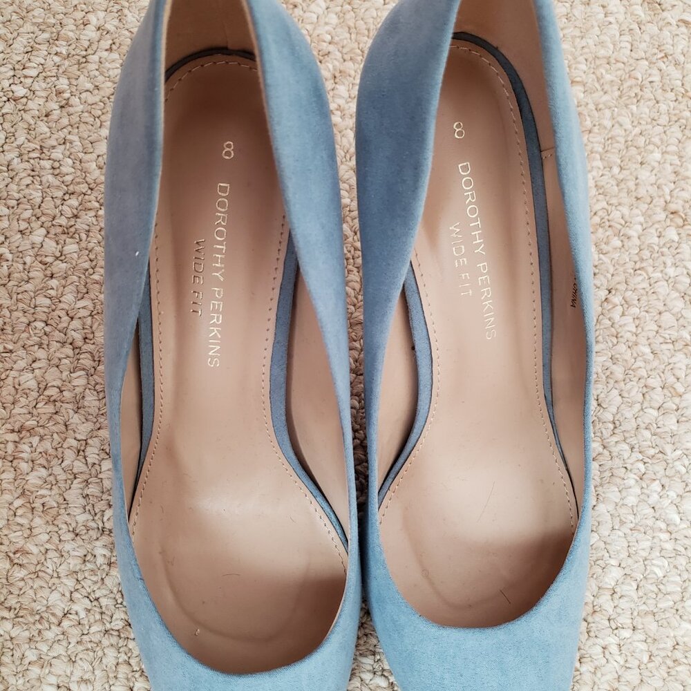 Blue suede heels - Picture 3 of 7